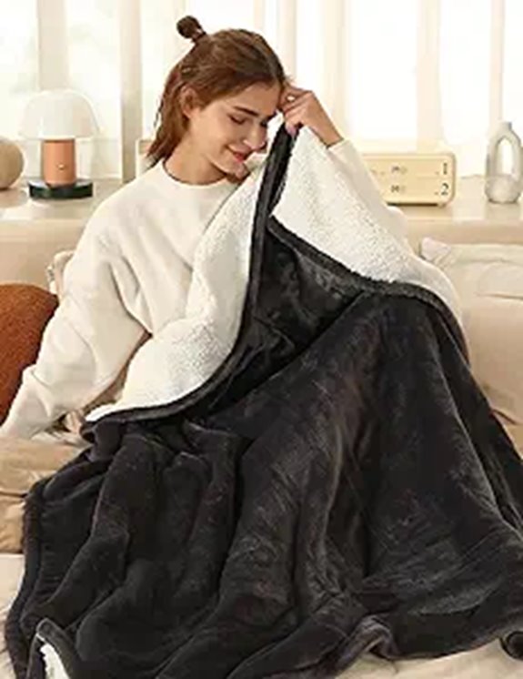 ESTINGO Electric Heated Throw Blanket with Auto-Off